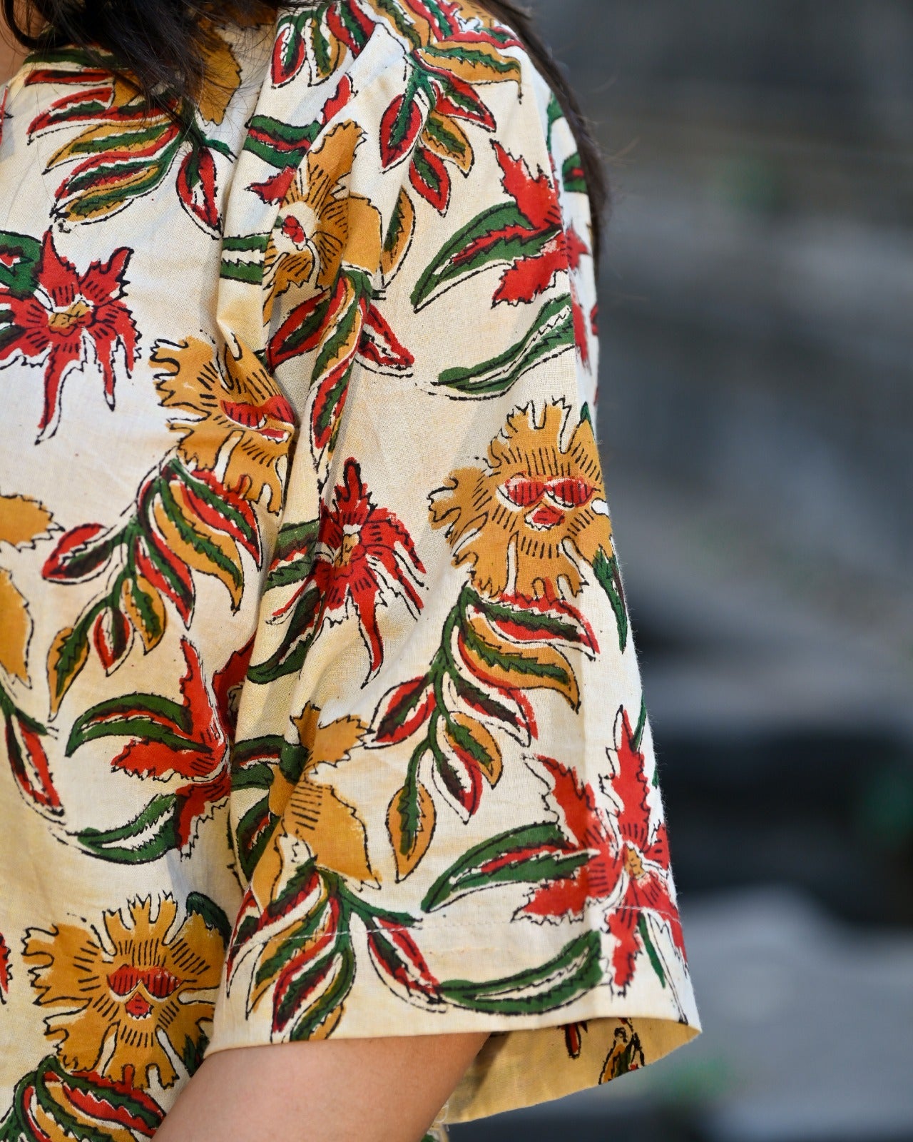 Cream Kalamkari Print Boxy Crop Top — Cotton Camp Collar Shirt with Bold Tropical Floral
